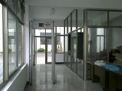 金屬探測(cè)門(mén)實(shí)際構(gòu)成的特點(diǎn)是什么?