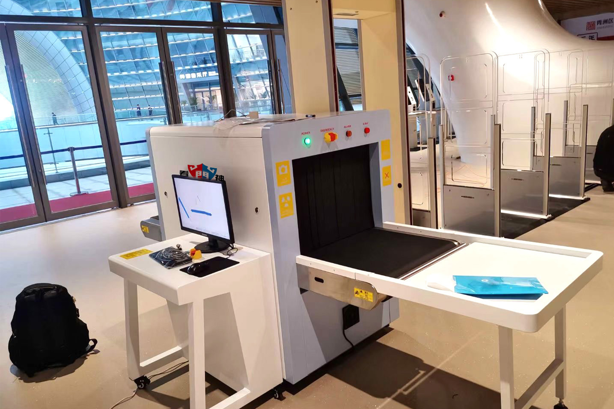 《5個被安檢機(jī)“拒之門外”的隱秘物品,你絕對想不到第3個!》